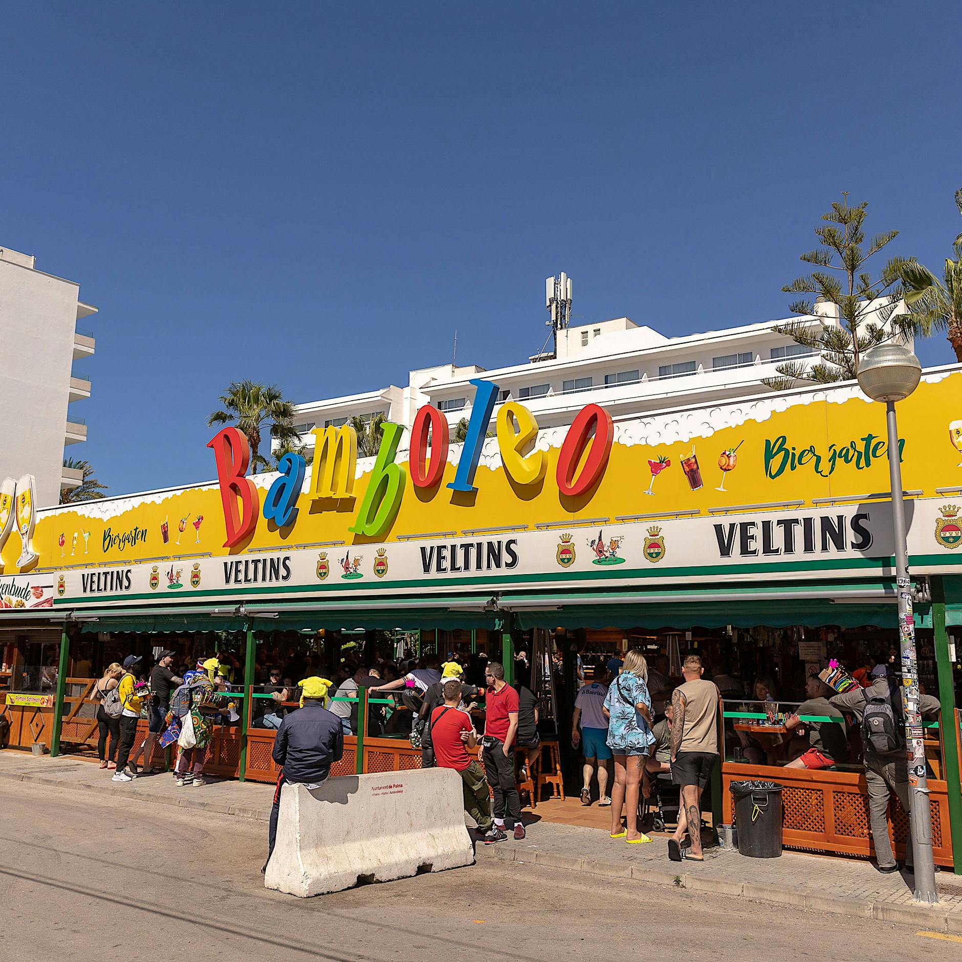 Mallorca: Türsteher verprügeln am Ballermann deutsche Urlauber – wie „Vieh durch die Straßen getrieben“