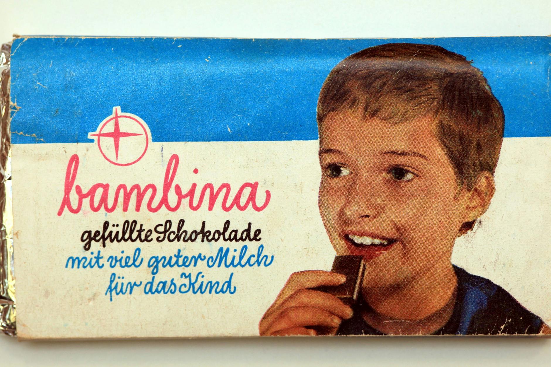 Mit viel guter Milch und mit viel Zucker. Die Bambina Schokolade war der westdeutschen Kinderschokolade nachempfunden.