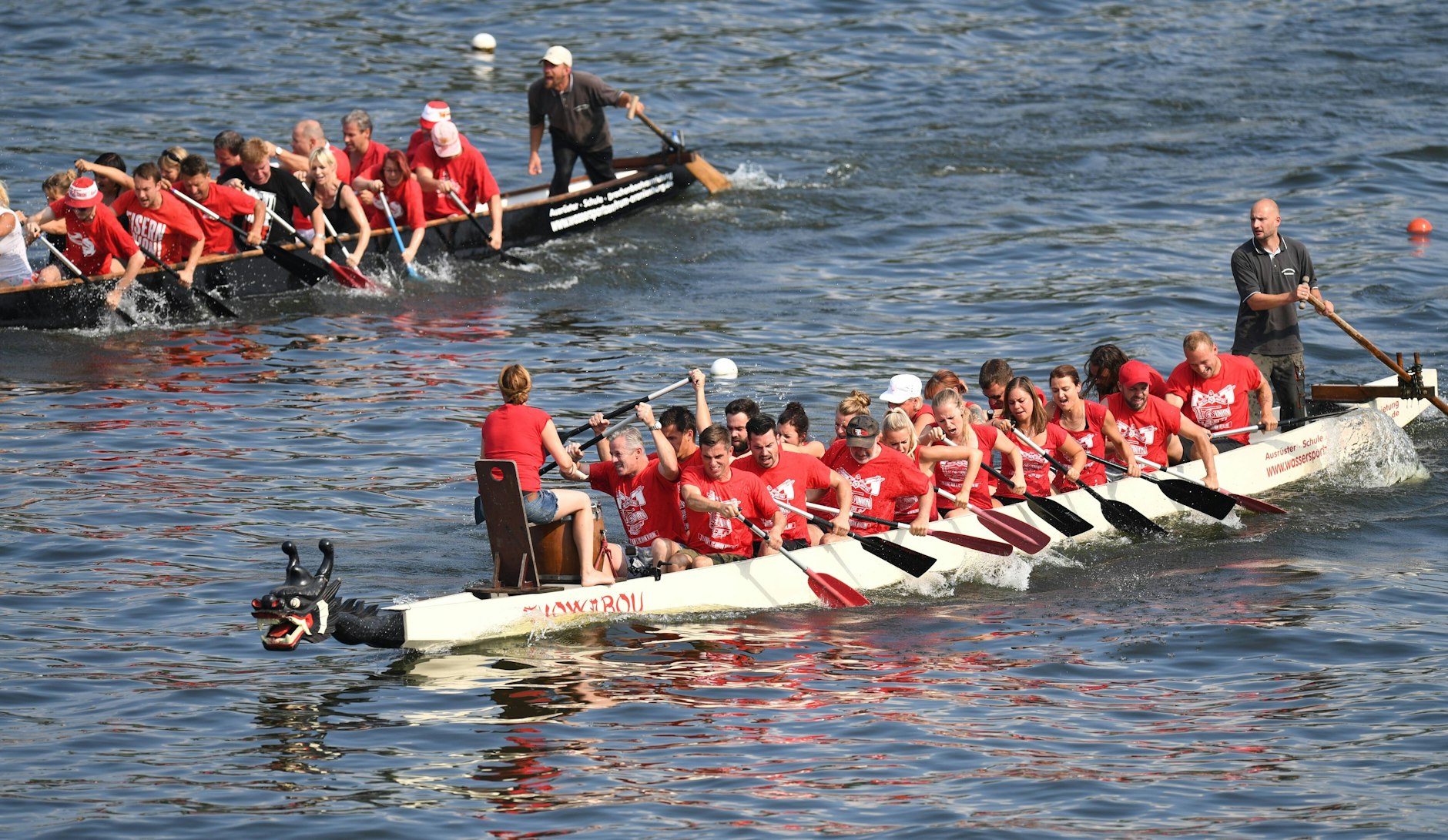 Spaß muss sein: 2016 traten Union-Fans im Drachenbootrennen gegen Mitarbeiter der Geschäftsstelle an.