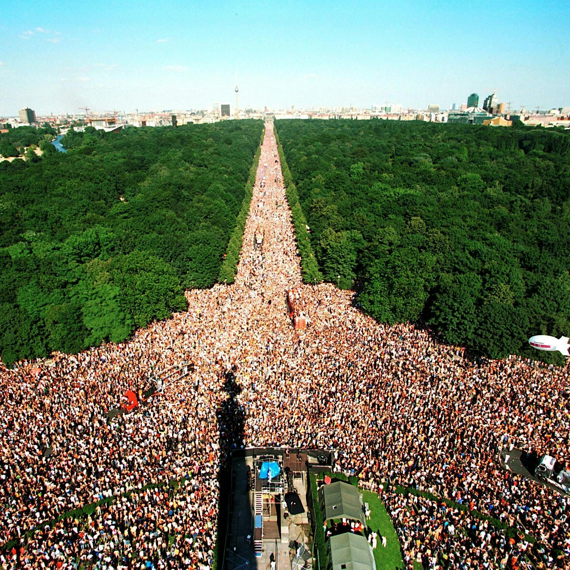 Rave the Planet: Loveparade-Urgestein warnt vor gefährlicher Mischung aus Blue Punisher und Hitze