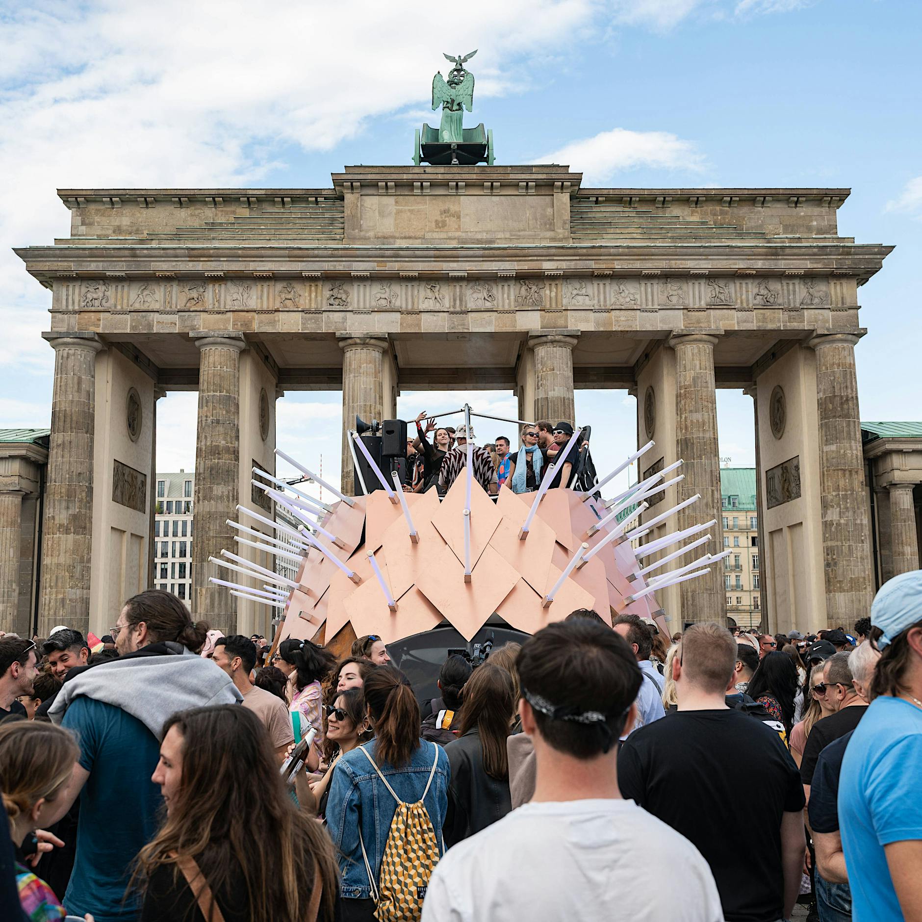 Demos, Rave und Triathlon in Berlin: Diese Straßen sind am Wochenende gesperrt