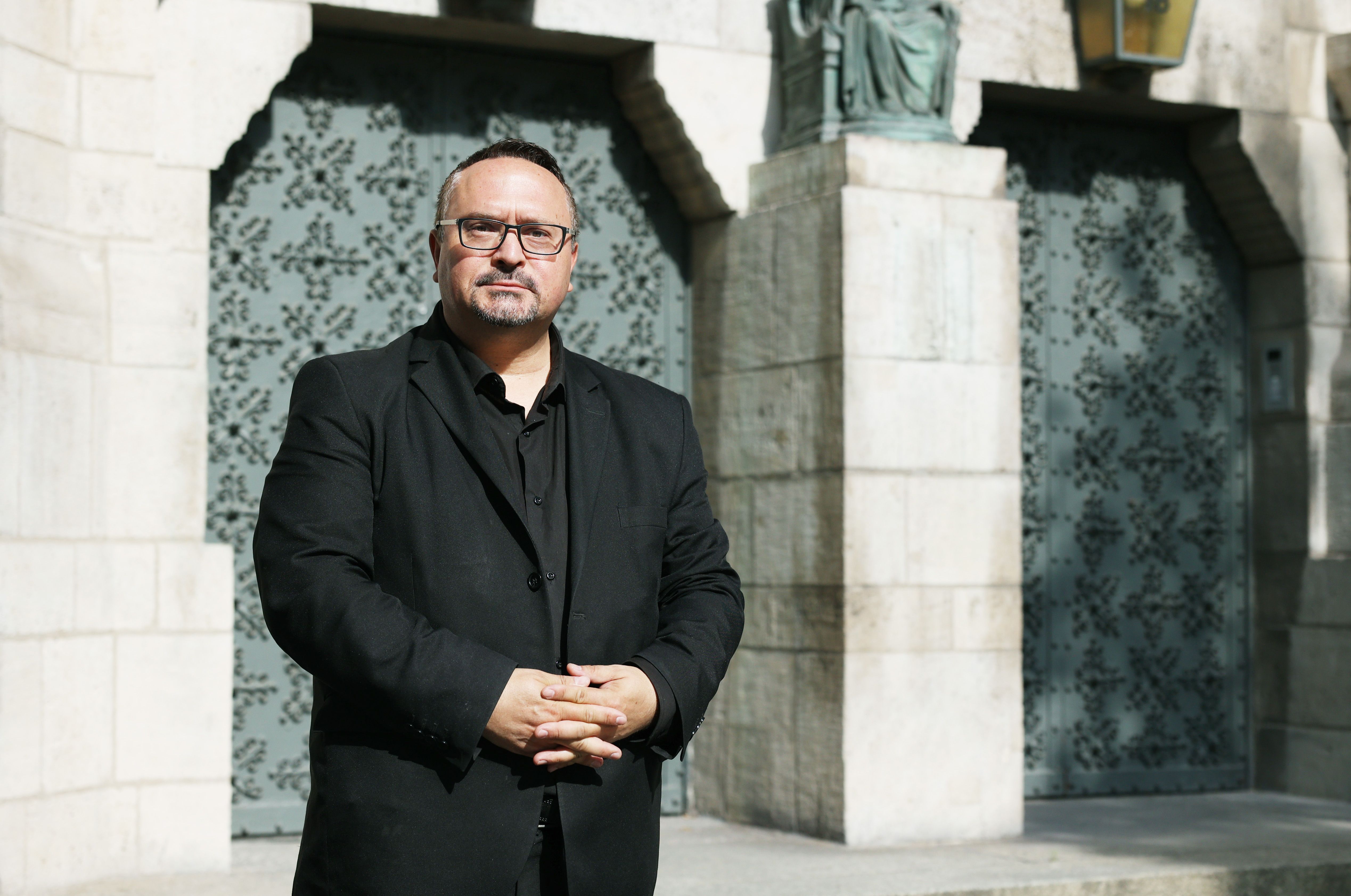 Corona-Impfschaden durch Astrazeneca: Wie eine junge Frau gegen den Pharmakonzern kämpft