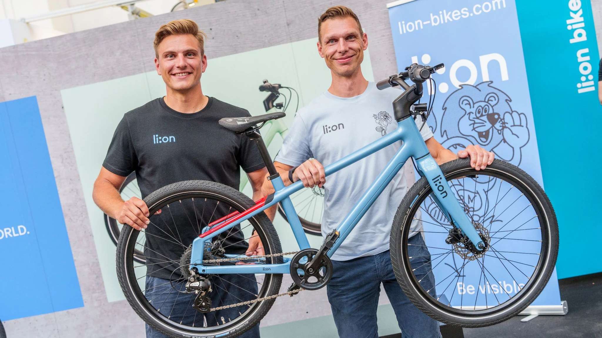 Zwei, die wissen, was man mit einem Fahrrad macht, egal in welcher Größe: Marcel Kittel (l.) und Tony Martin.