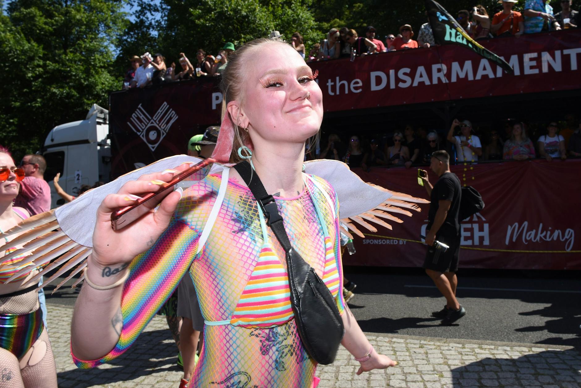 Die Techno-Engel sind auch schon gelandet.