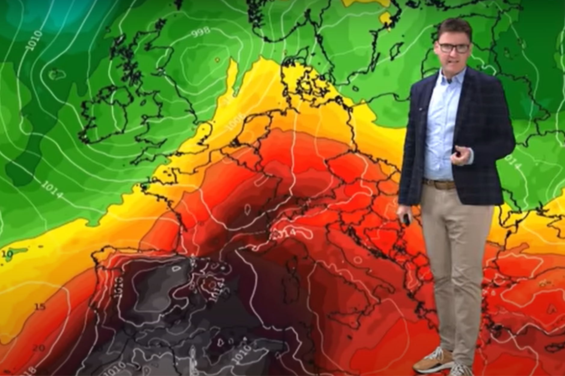 Diplom-Meteorologe Dominik Jung sagt eine heiße Woche voraus.