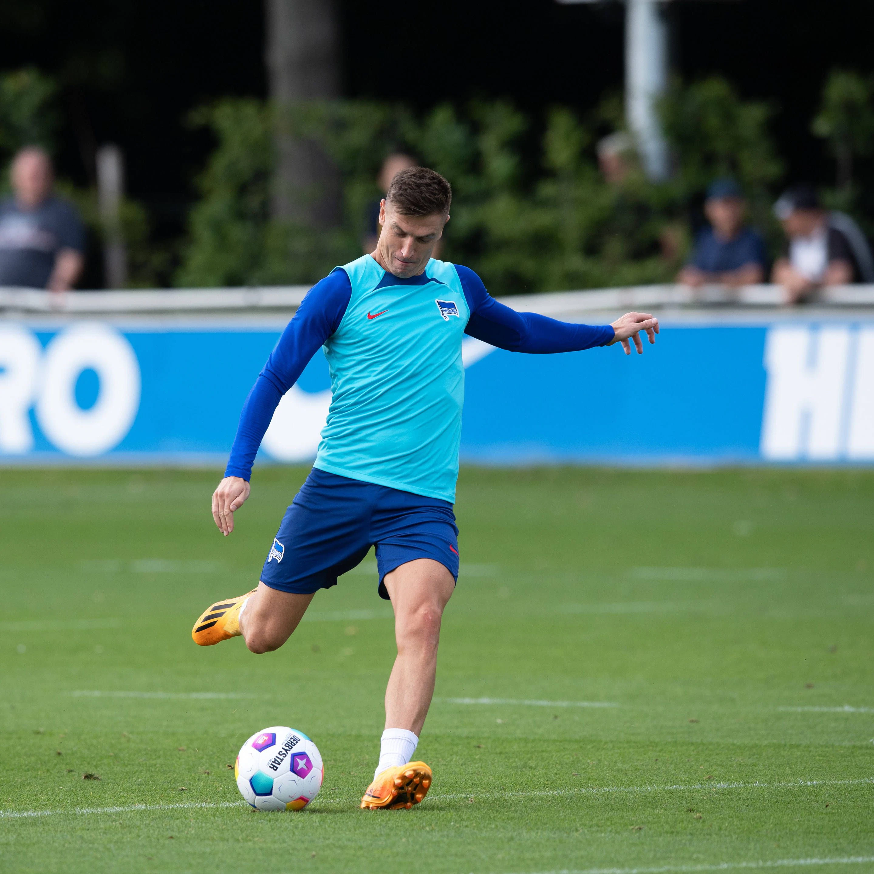 Stürmer Krzysztof Piatek ist wieder da, um zu gehen. Der Pole hat mit seinem Mega-Gehalt keine Zukunft mehr bei Hertha BSC.