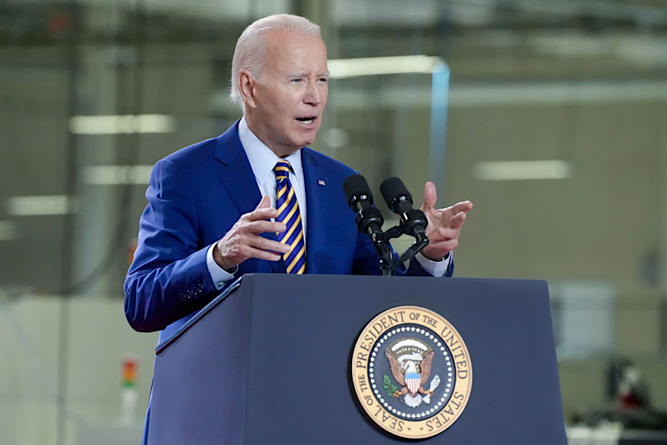 US-Präsident Joe Biden spricht während einer Pressekonferenz.