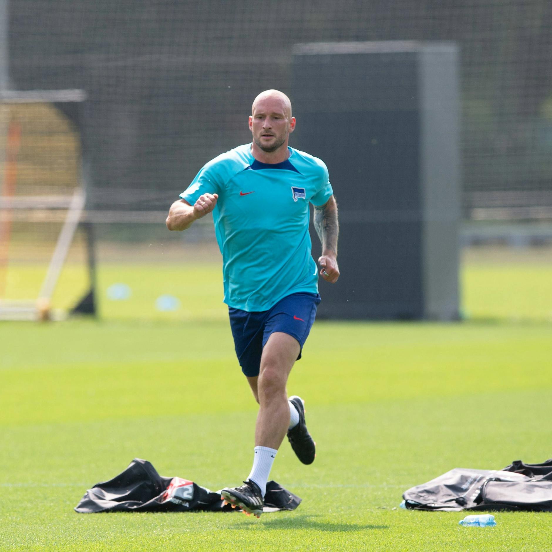 Toni Leistner absolvierte Montag seine Laufeinheit bei Hertha BSC.