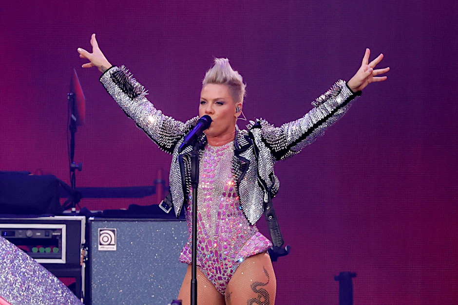 Lag falsch: Pink hat sich bei ihrem Konzert in Köln ordentlich blamiert.