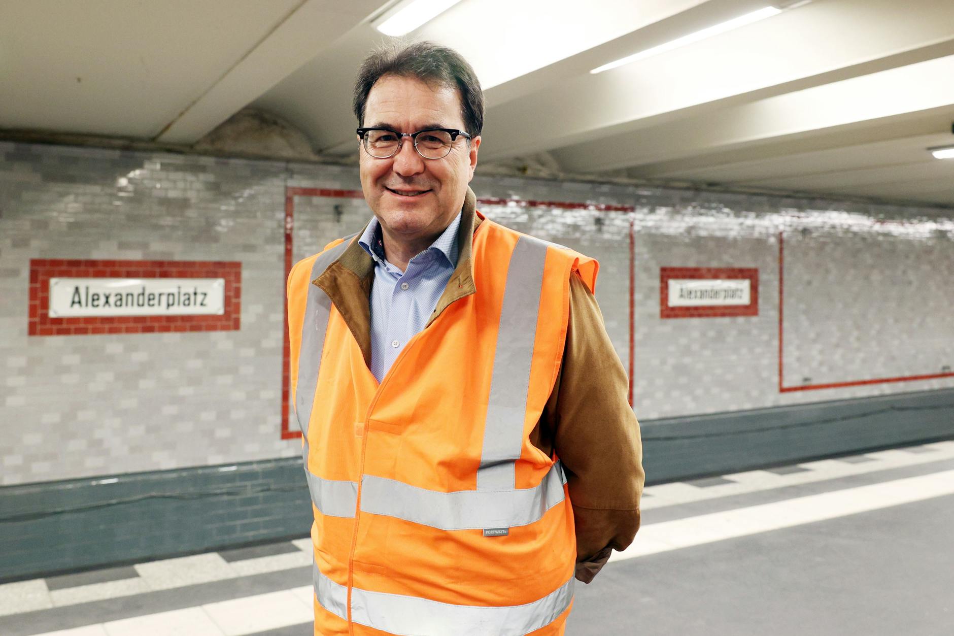 Er kennt alle Tunnel und Bahnhöfe: Uwe Kutscher ist Bauchef der Berliner U-Bahn.