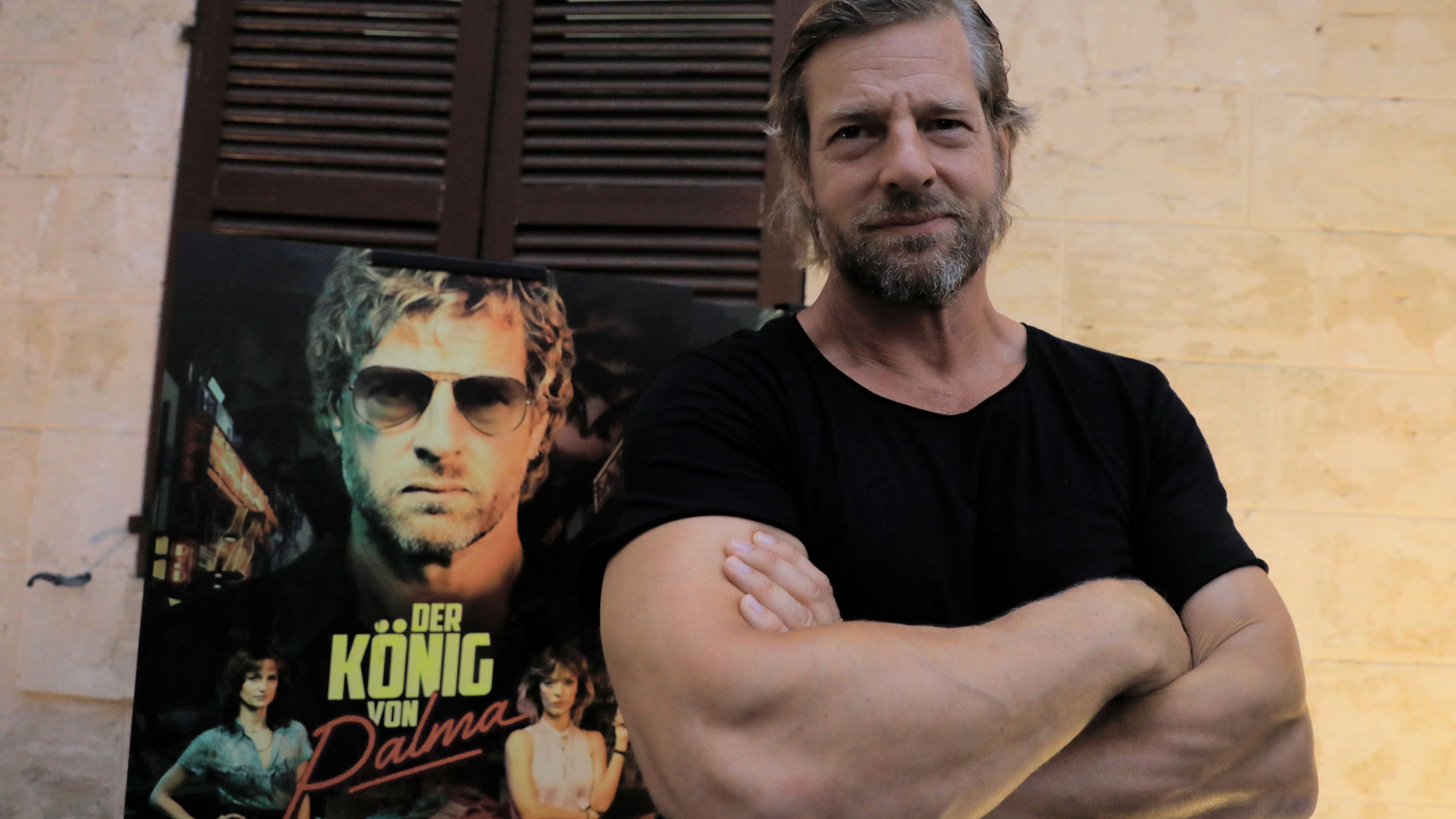 Schauspieler Henning Baum bei der Premiere der TV-Serie „Der König von Palma“ im Innenhof der Misericordia-Kirche in Palma de Mallorca.&nbsp;