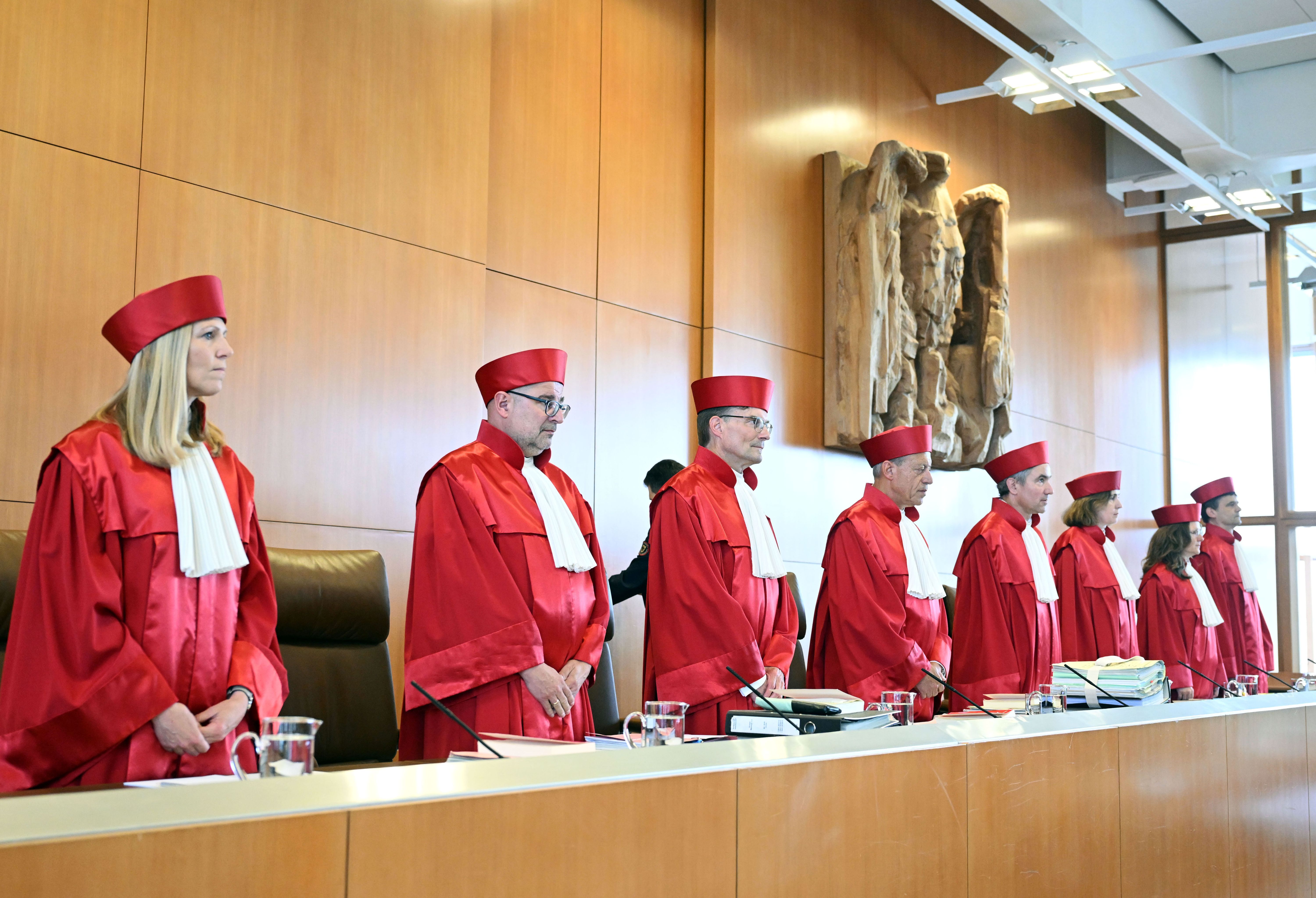 Verfassungsgericht: Bundestag Darf Verfahren Um Berliner Pannenwahl ...