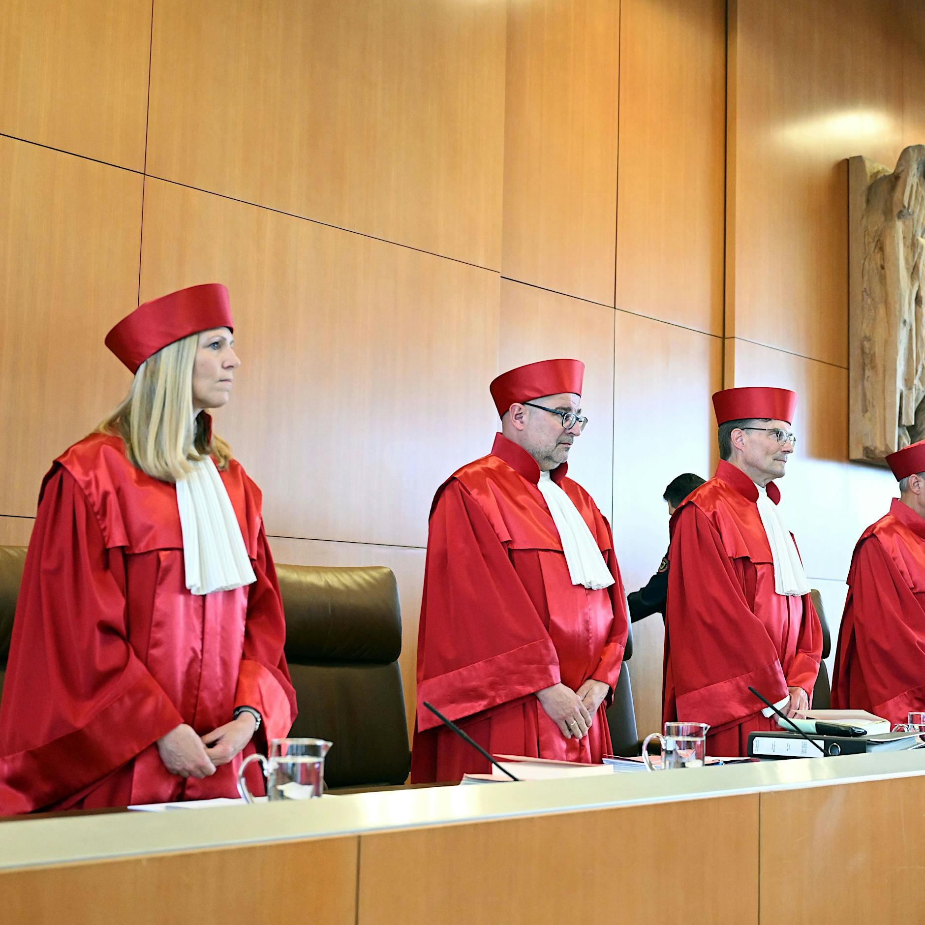 Verfassungsgericht: Bundestag darf Verfahren um Berliner Pannenwahl nicht beitreten