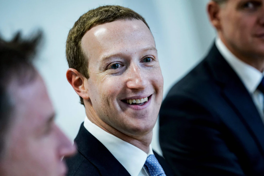 Vor „Cage Fight“ mit Musk: Mark Zuckerberg prahlt mit Oben-Ohne-Bild
