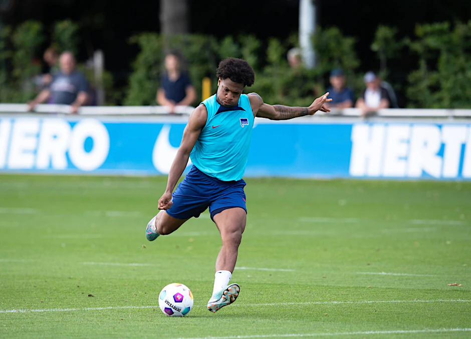  Jessic Ngankam flog nicht mit Hertha BSC ins Trainingslager nach Österreich.