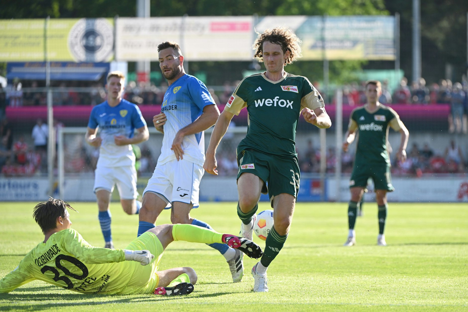 Alex Král lief bei Unions Testspiel-Erfolg in Luckenwalde erstmals im Trikot der Köpenicker auf.