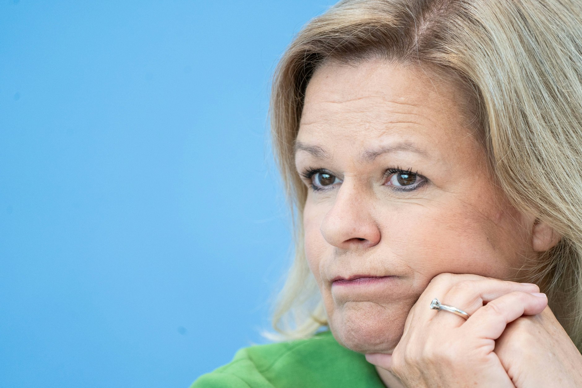 Bundesinnenministerin Nancy Faeser muss sich jetzt mit den Auswirkungen der Studie befassen. Diese war 2020 von der Behörde in Auftrag gegeben worden, damals war noch Horst Seehofer (CSU) Bundesinnenminister.