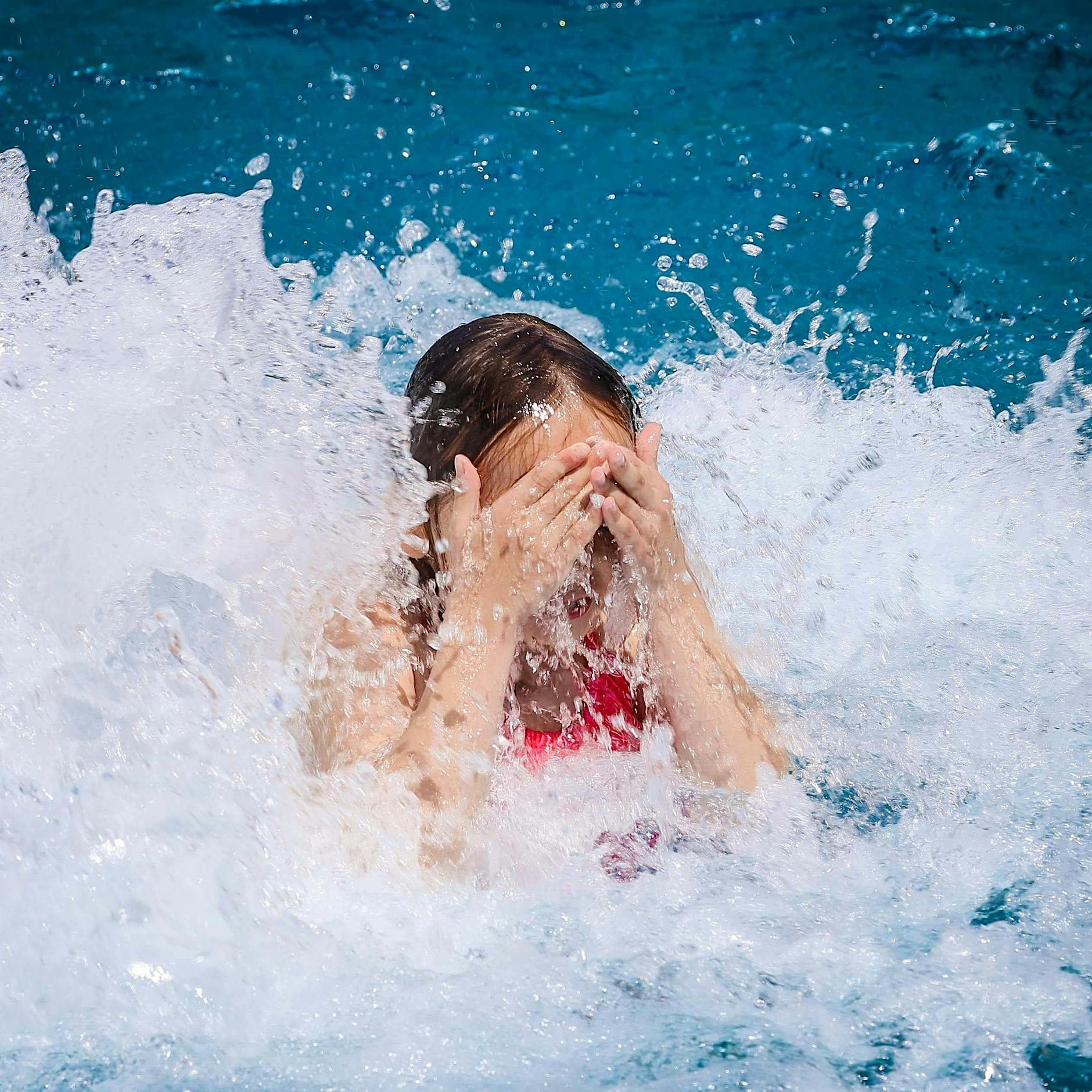 Allein im Freibad: So können sich Kinder schützen