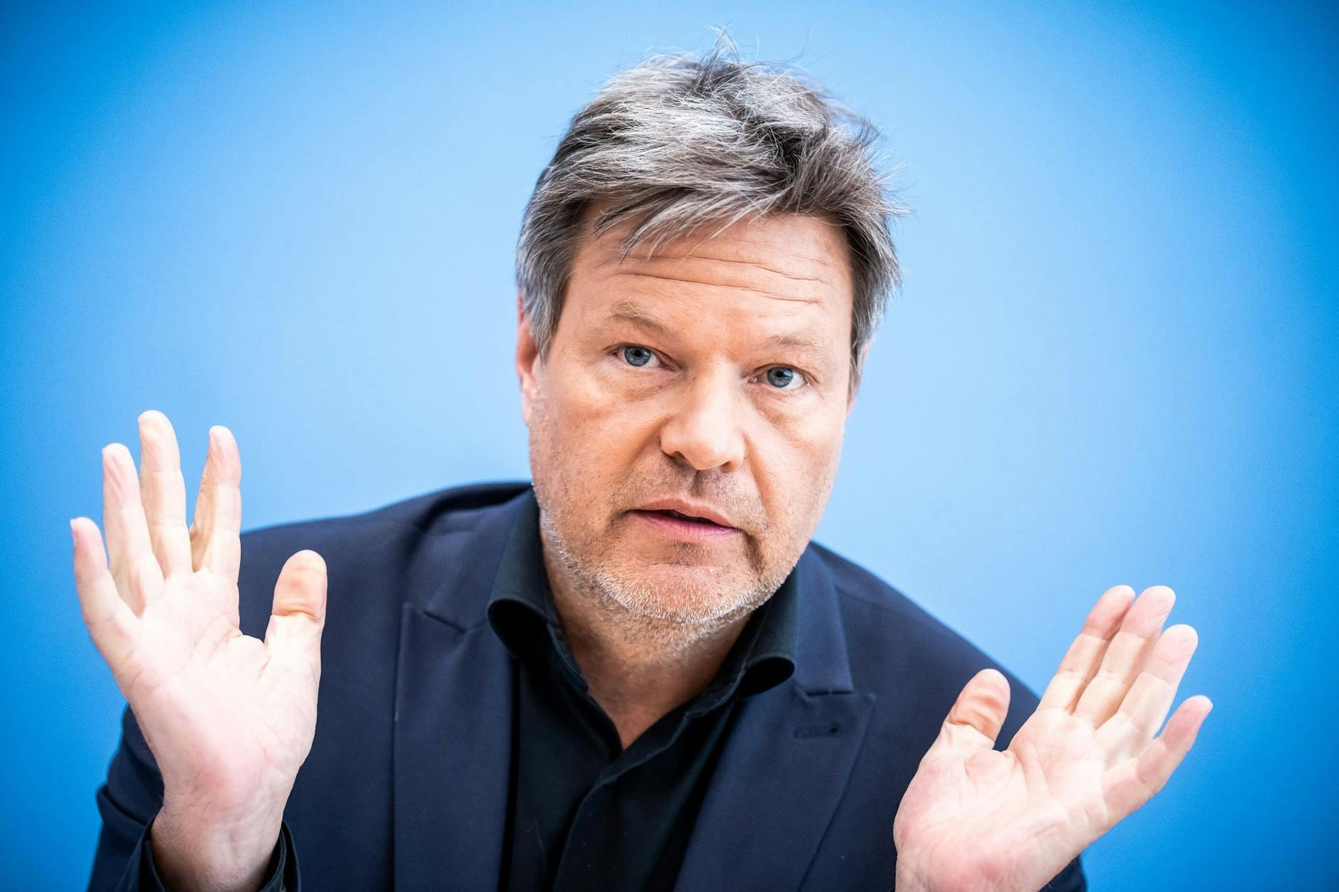 Wirtschaftsminister Robert Habeck hatte Anfang Mai sein Konzept für einen Industriestrompreis vorgestellt, doch die Maßnahme hat es noch nicht in den Haushalt geschafft.