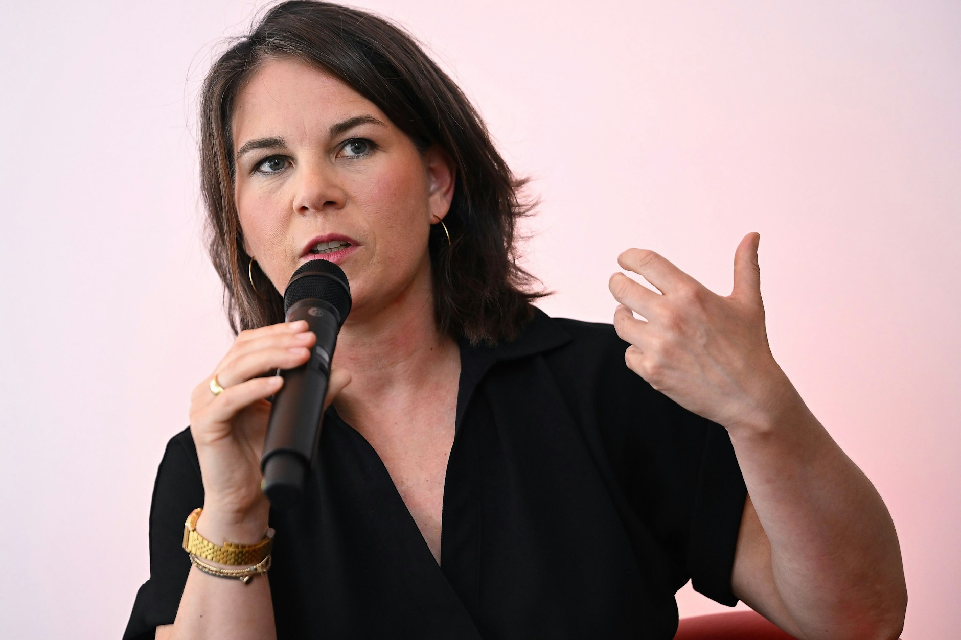 13.07.2023: Bundesaußenministerin Annalena Baerbock stellt die künftige deutsche China-Politik im Berliner China-Institut Merics vor.