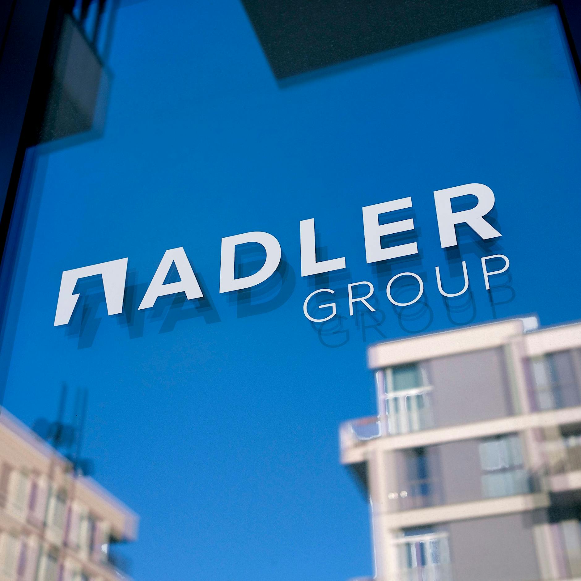 Adler Group: Was steckt hinter den Razzien? – „Jetzt ist die Party zu Ende“