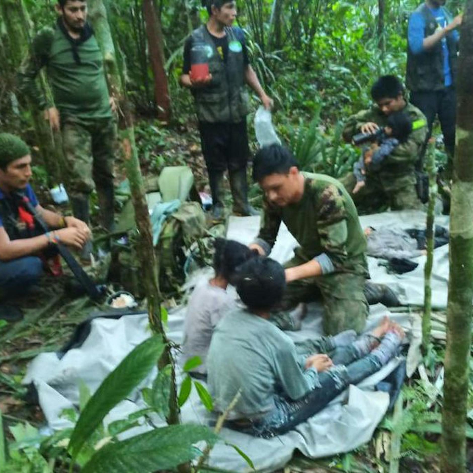 Dschungel-Kinder aus kolumbianischem Krankenhaus entlassen