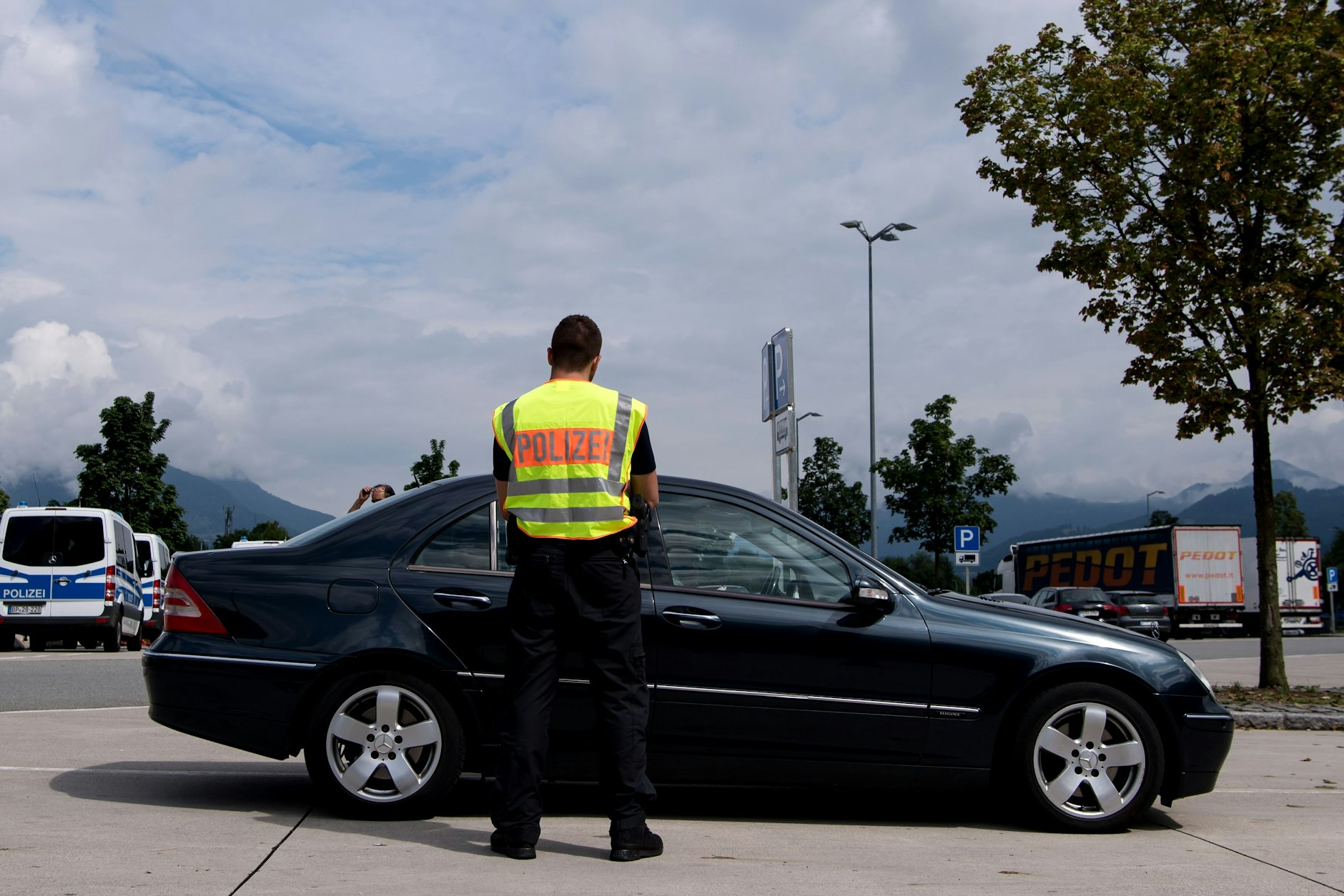 Grenzkontrolle eines Autos
