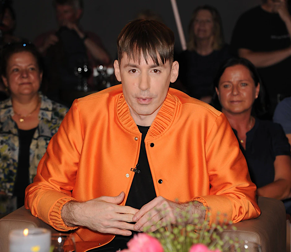 Kilian Kerner geht mit der neuen GNTM-Doku hart ins Gericht.