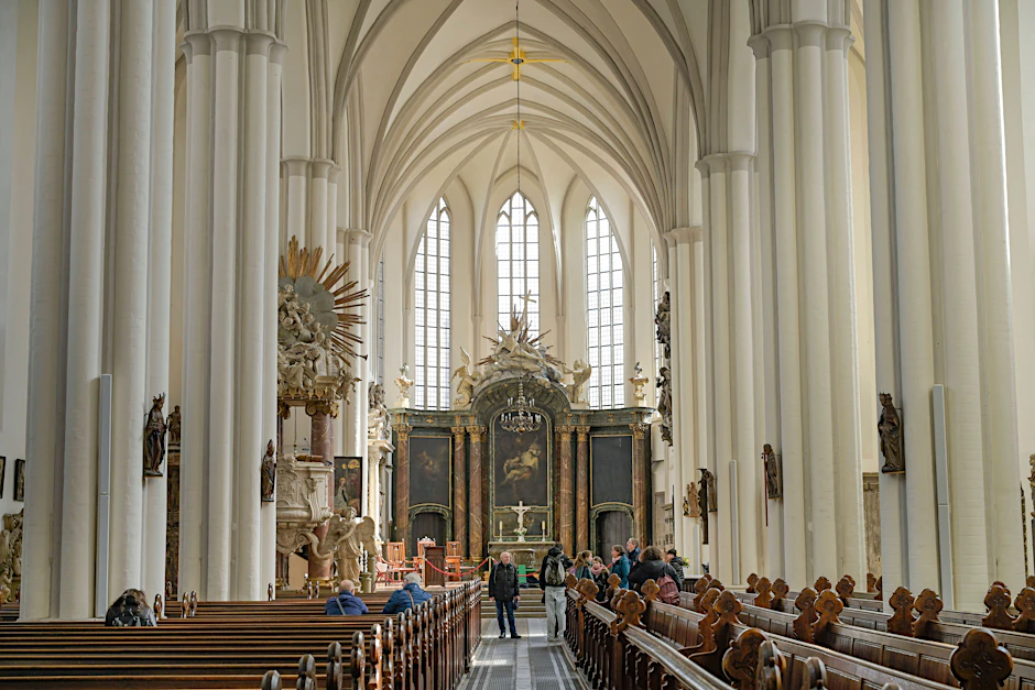 Auch die Marienkirche in der Karl-Liebknecht-Straße in Berlin-Mitte bleibt geöffnet.