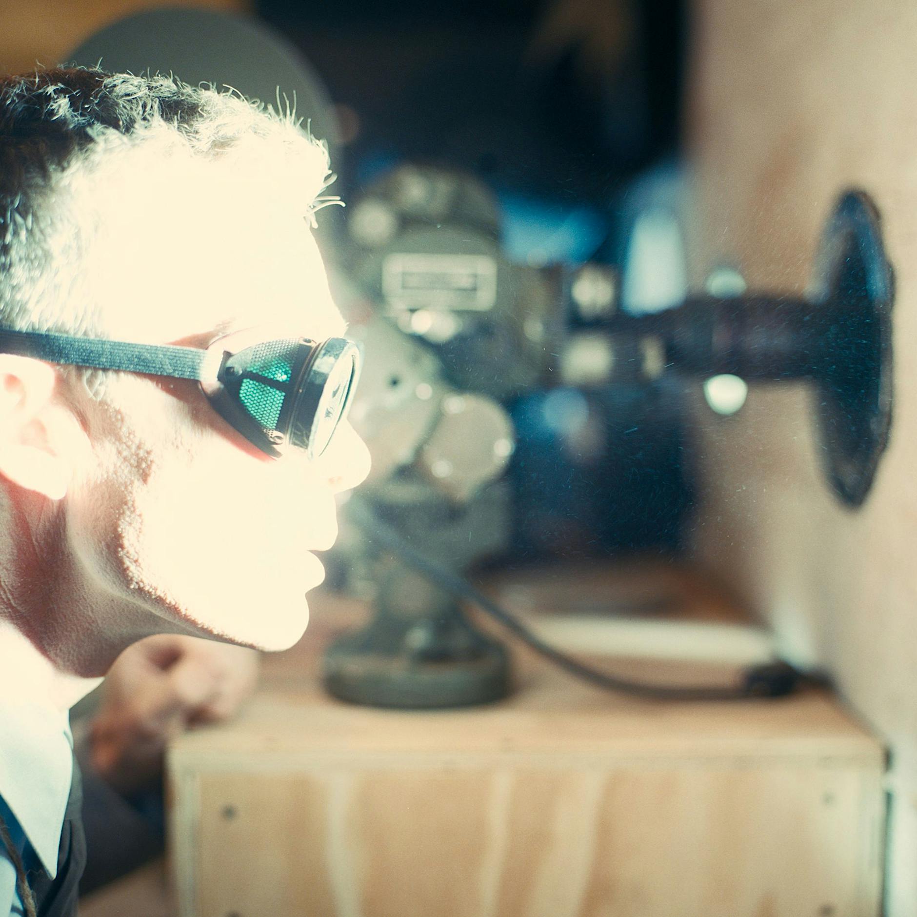 „Oppenheimer“ – Christopher Nolan zur Atombombe: „Das Wort Magie trifft es ganz gut“