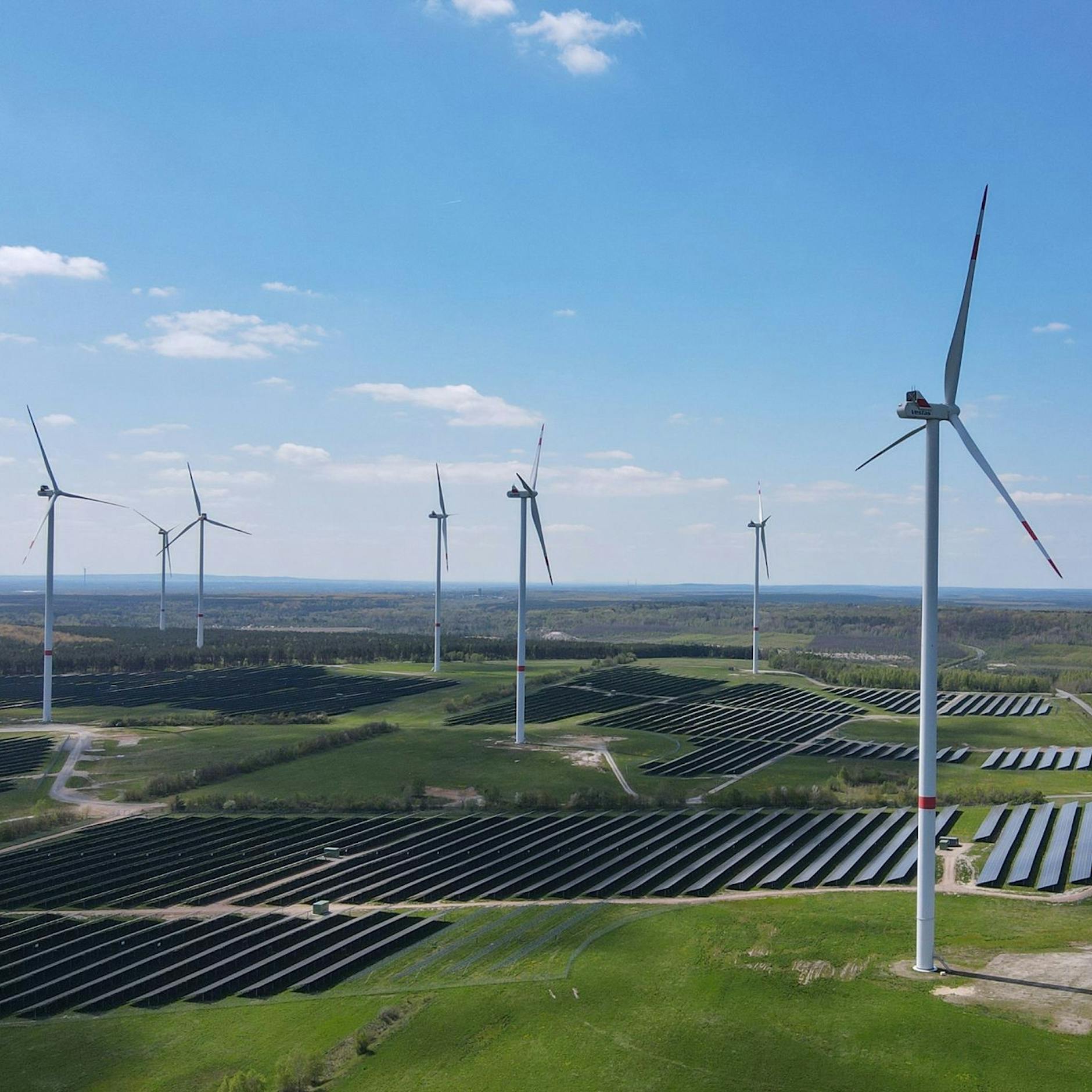 Image - Weniger Strom aus erneuerbaren Energien erzeugt