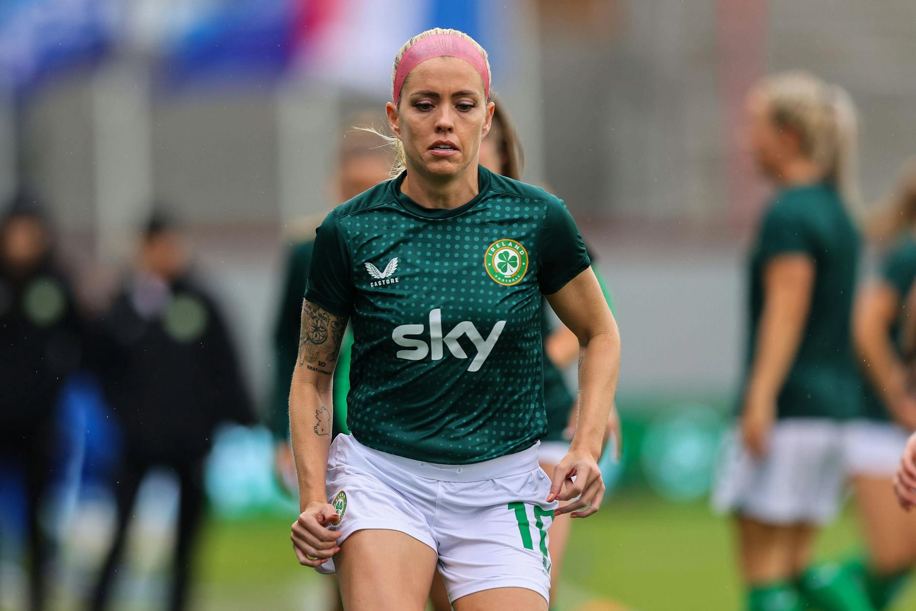 Irlands Star-Spielerin Denise O’Sullivan wurde beim Testspiel gegen Kolumbien brutal zusammengetreten und musste ins Krankenhaus.