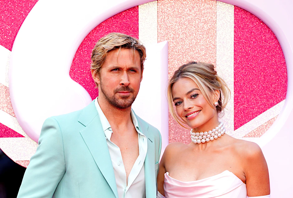 Ryan Gosling und Margot Robbie, die Hauptdarsteller des „Barbie“-Films.