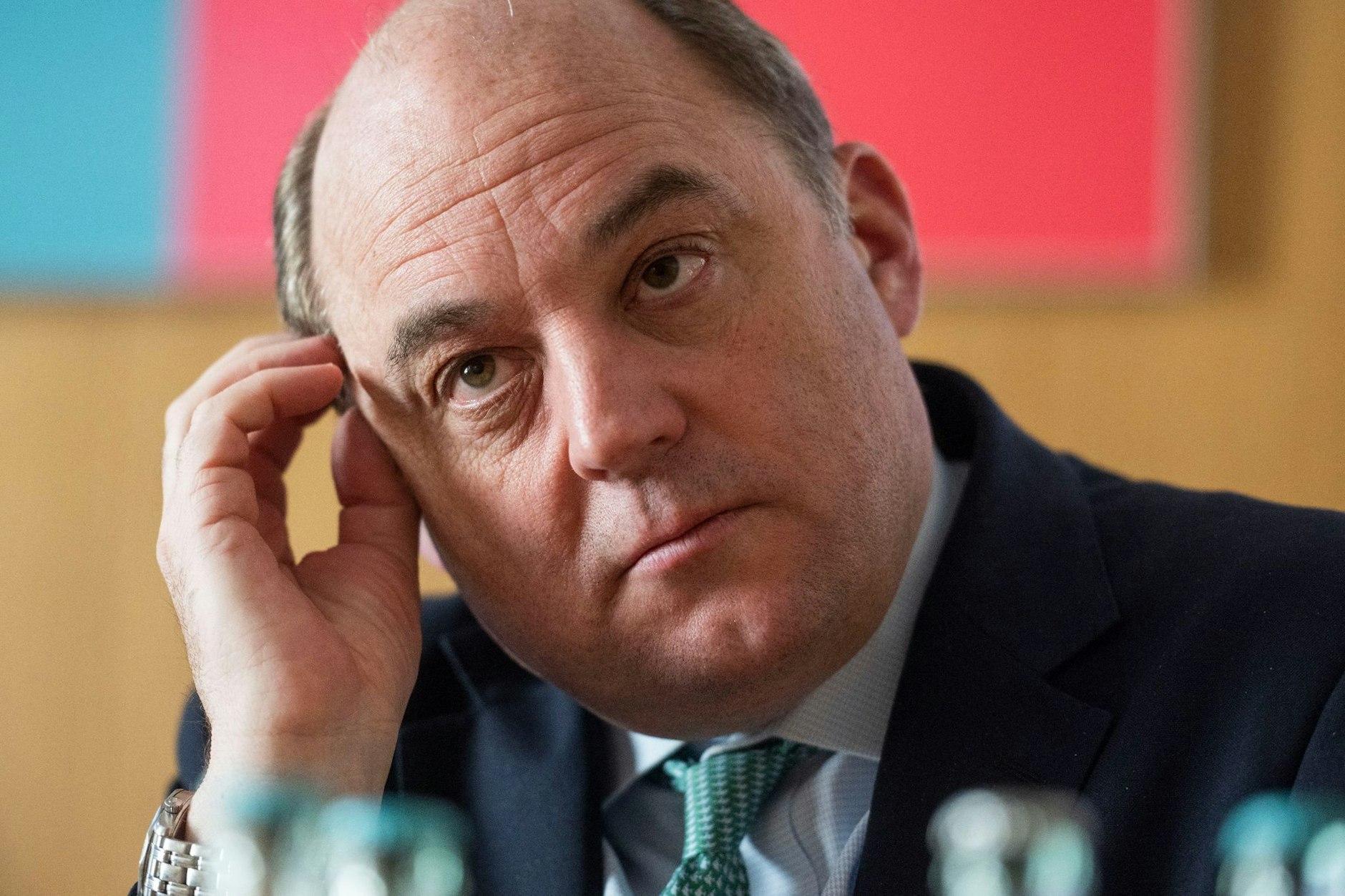 ARCHIV - Medienberichten zufolge erwägt der britische Verteidigungsminister Ben Wallace, sein Amt im Herbst abzugeben und womöglich ganz aus der Politik auszuscheiden.  