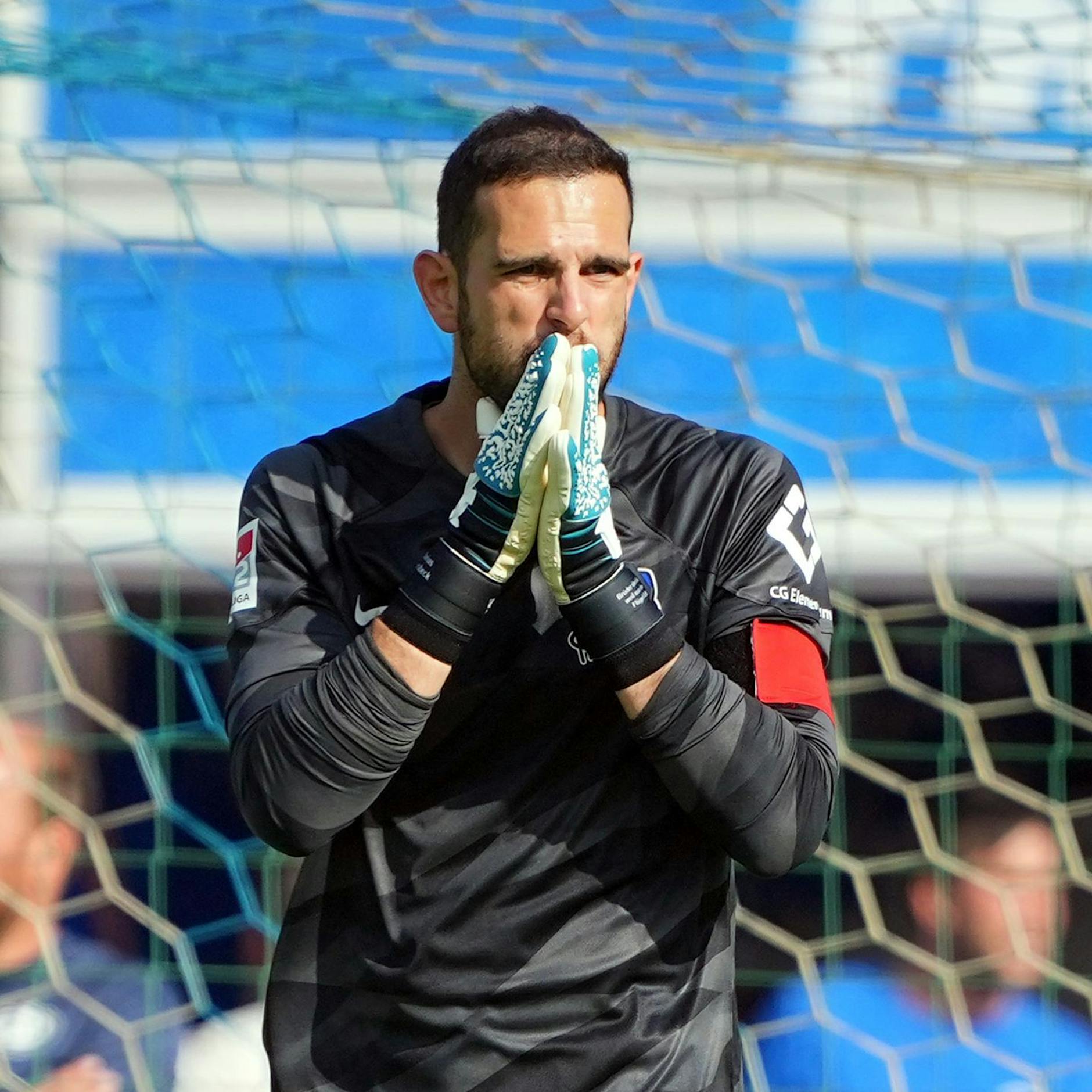 Nun also doch! Hertha suspendiert Marius Gersbeck nach Kneipenschlägerei