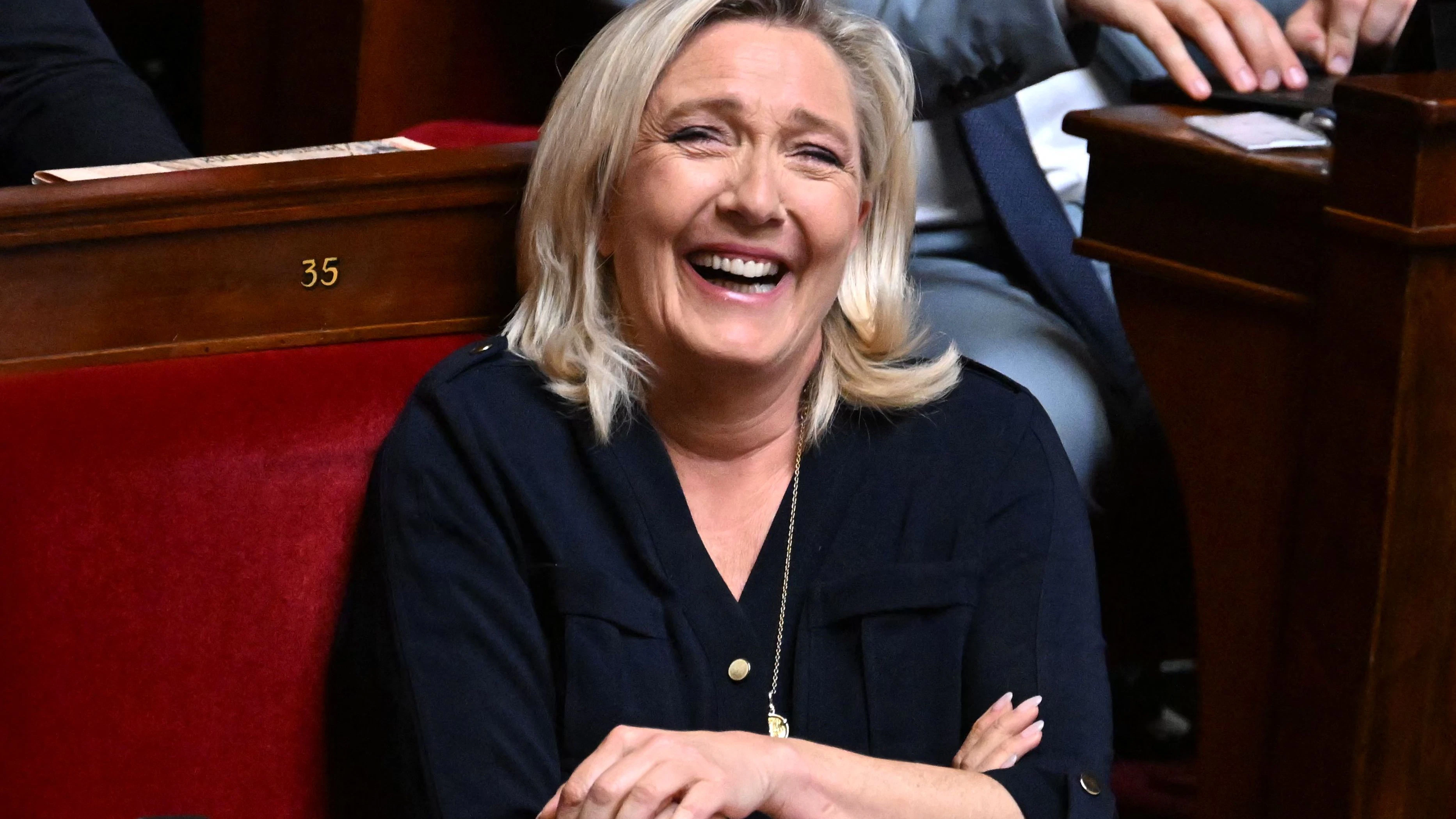 Marine Le Pen ist in Frankreich Parteichefin der rechtsextremen Oppositionspartei Rassemblement National.