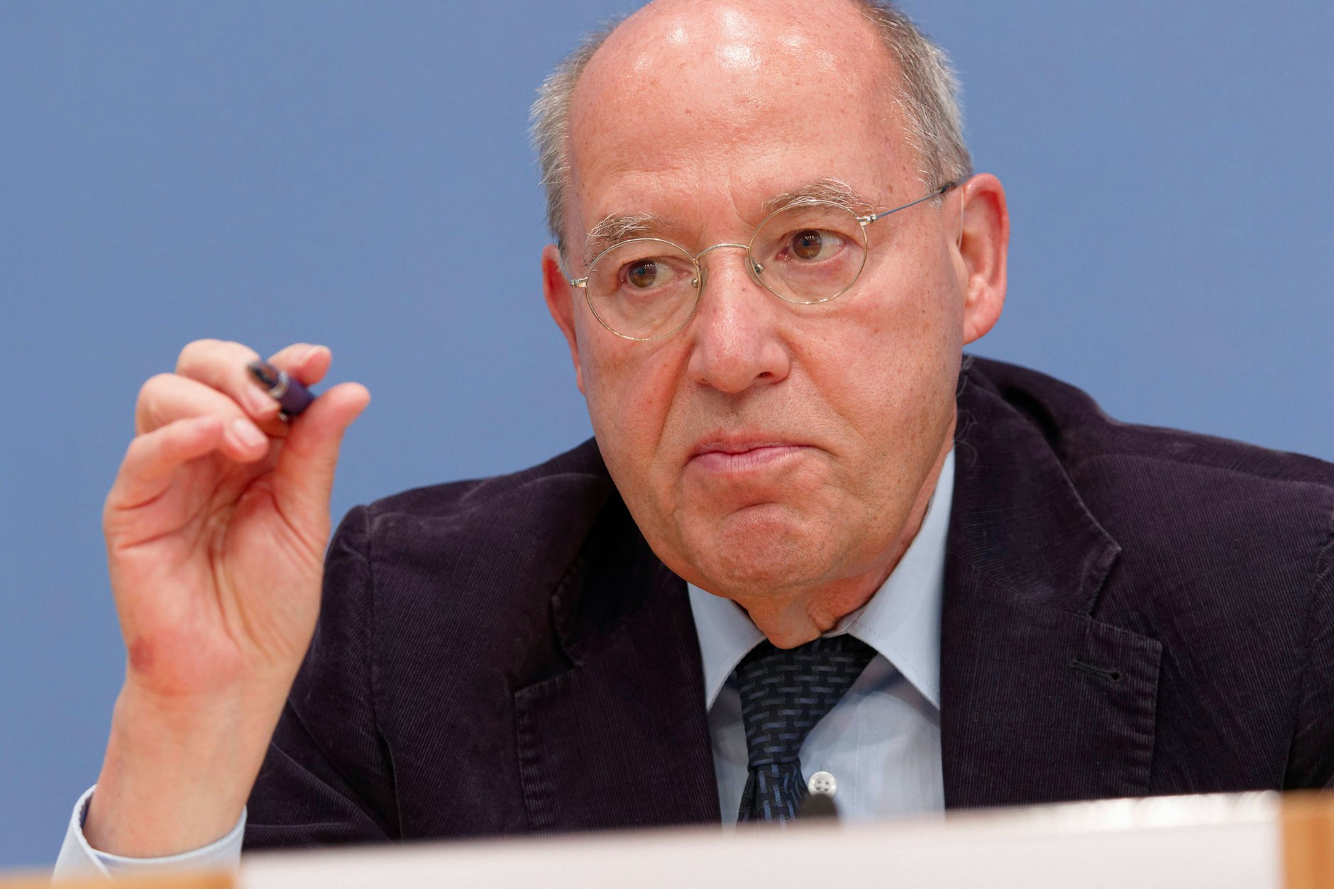 Gregor Gysi, außenpolitischer Sprecher der Linke-Fraktion und Mitglied des Bundestags