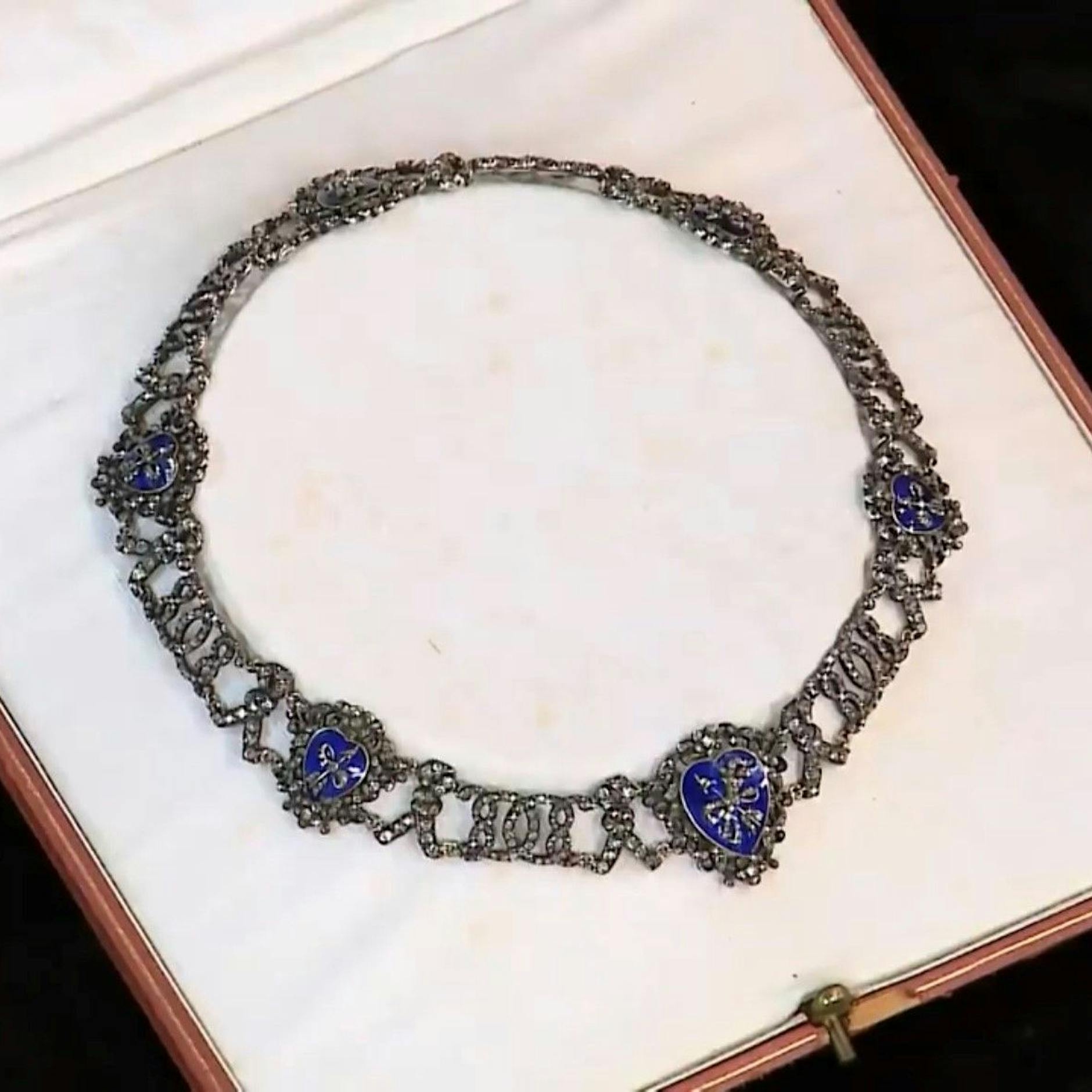 Königlicher Hochzeitsschmuck: „Bares für Rares“-Händler sorgt für Entsetzen