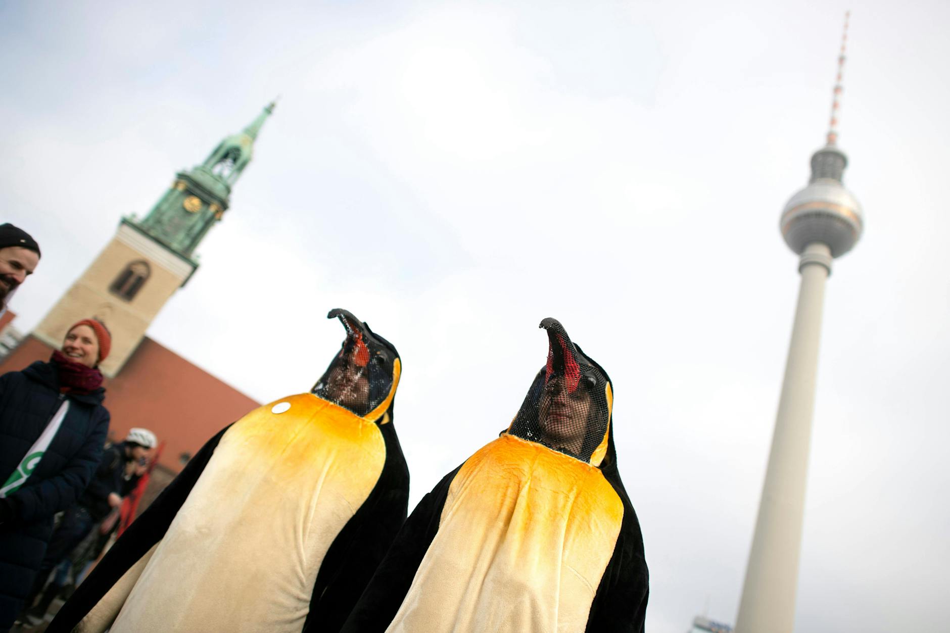 Klimaaktivisten während einer Demonstration in Berlin.