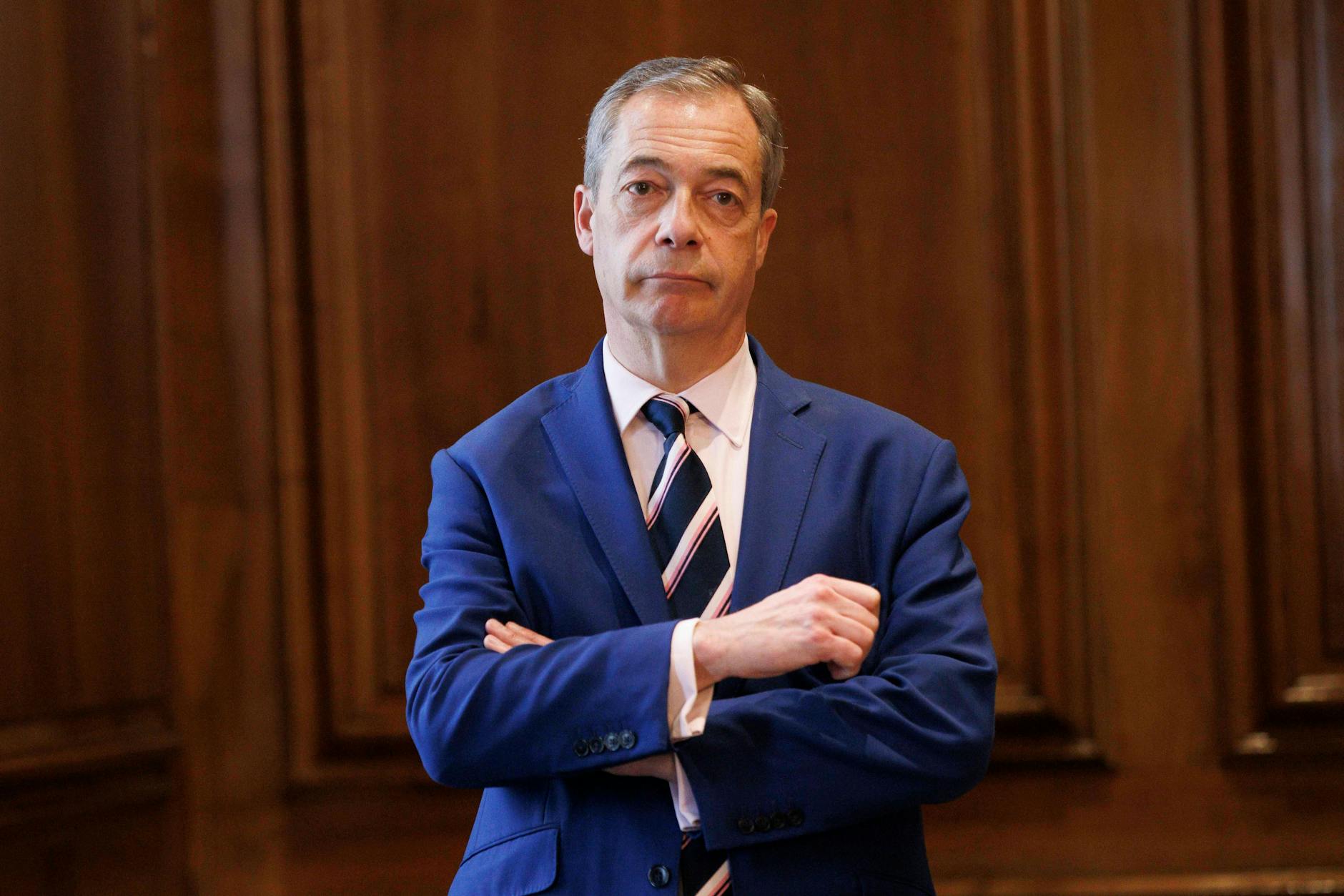 Nigel Farage unterstützt die Reform Party, er schließt eine Rückkehr in die Politik nicht aus.