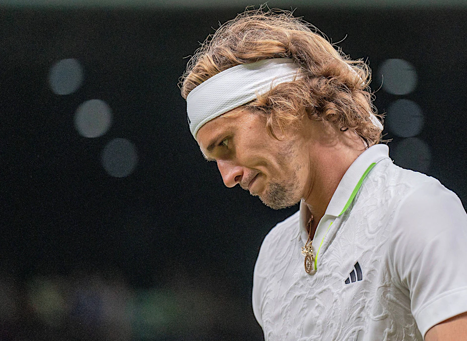 Tennis-Star Alexander Zverev muss jetzt vor Gericht. Es geht um Körperverletzung.