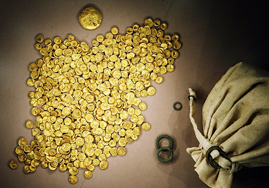 Der keltische Goldschatz wurde 1999 gefunden, im November 2022 hatten Einbrecher die Goldmünzen gestohlen.&nbsp;