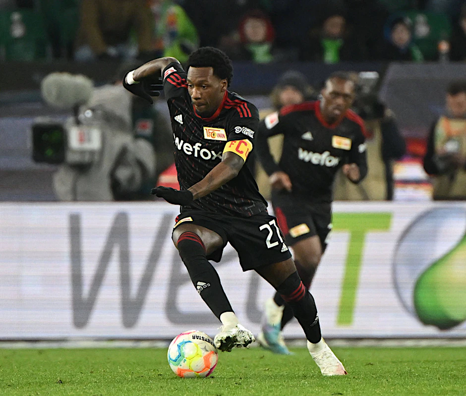 Der Platz neben Sheraldo Becker ist umkämpft beim 1. FC Union.