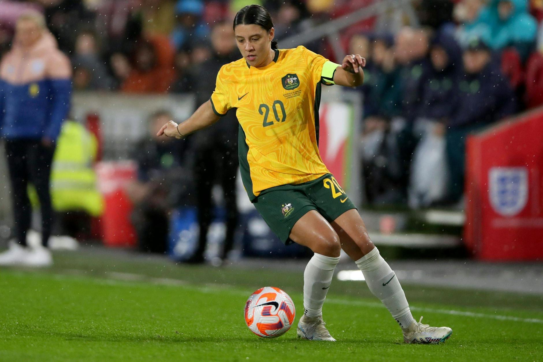 Die Australierin Sam Kerr bei einem Freundschaftsspiel gegen England in London
