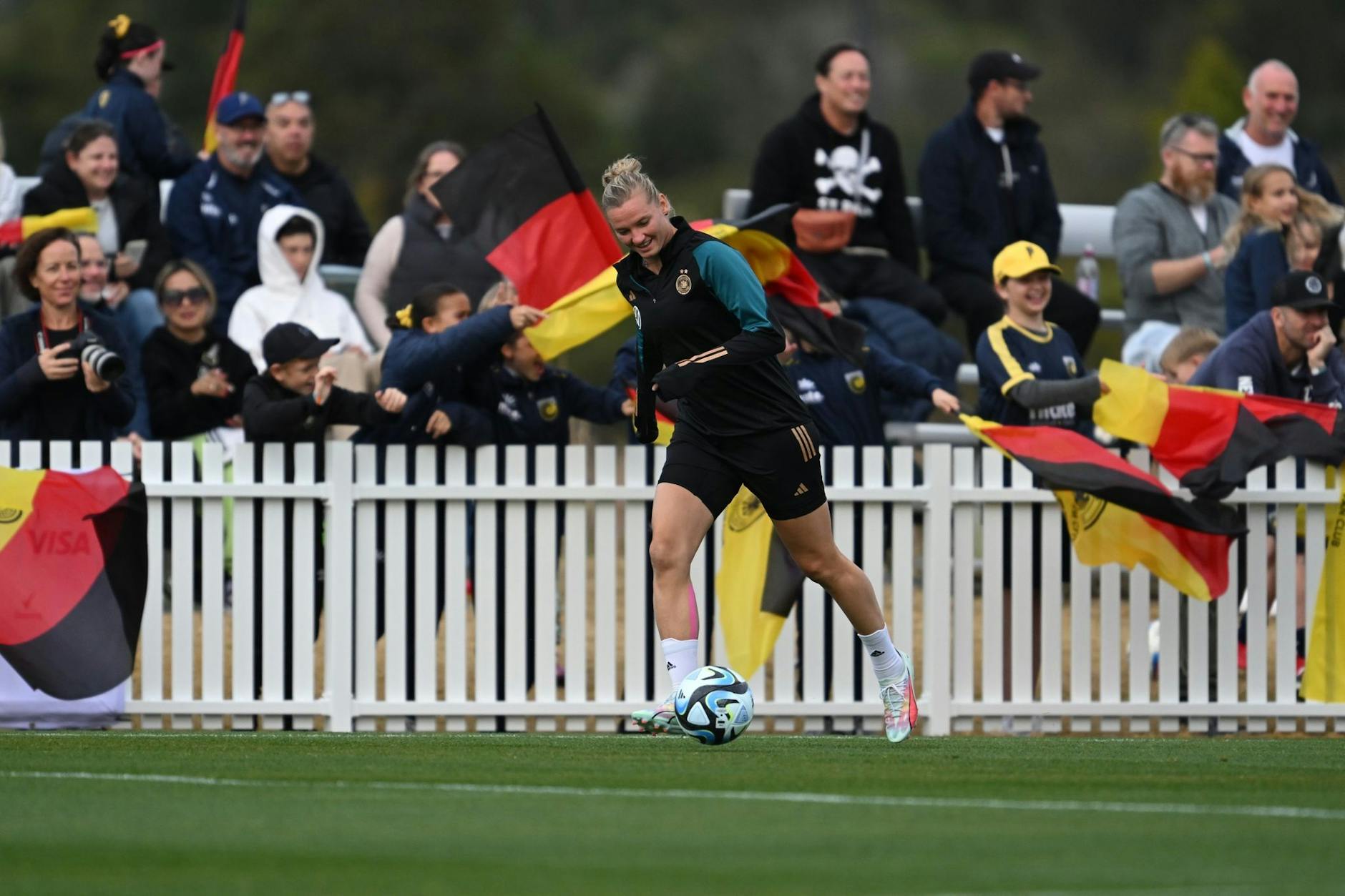 Die Kapitänin der DFB-Frauen, Alexandra Popp 