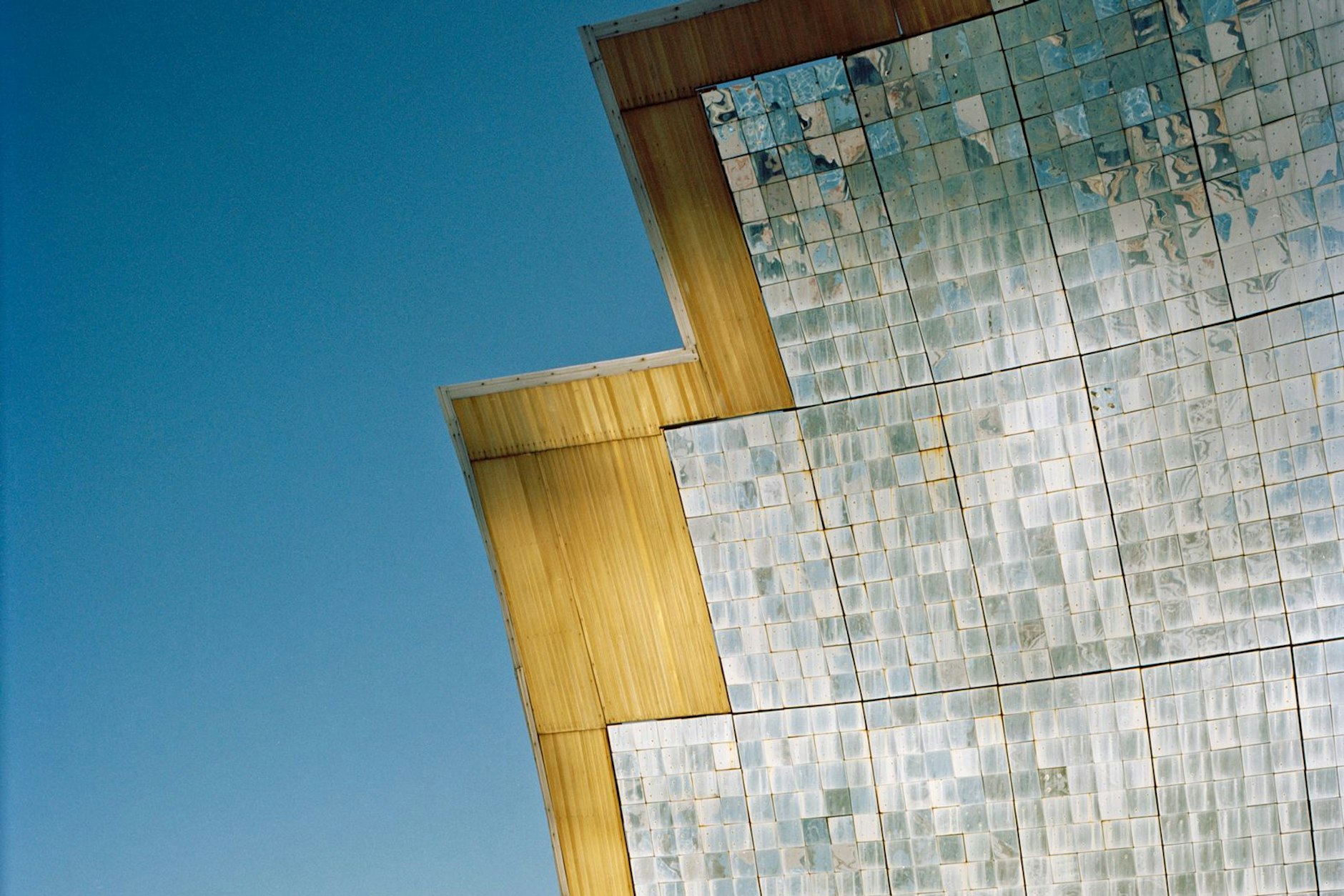 Der in den 1980er-Jahren erbaute Heliokomplex vor den Toren Taschkents&nbsp;beeindruckt mit seinem Weltraum-Look.