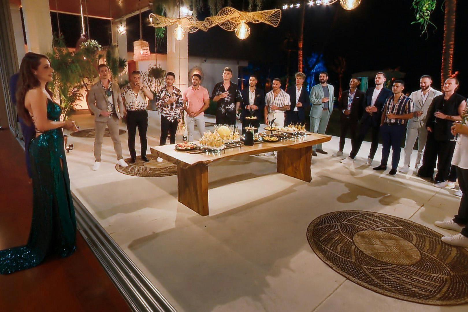 Jennifer Saro verteilt in diesem Jahr bei „Die Bachelorette“ die Rosen.
