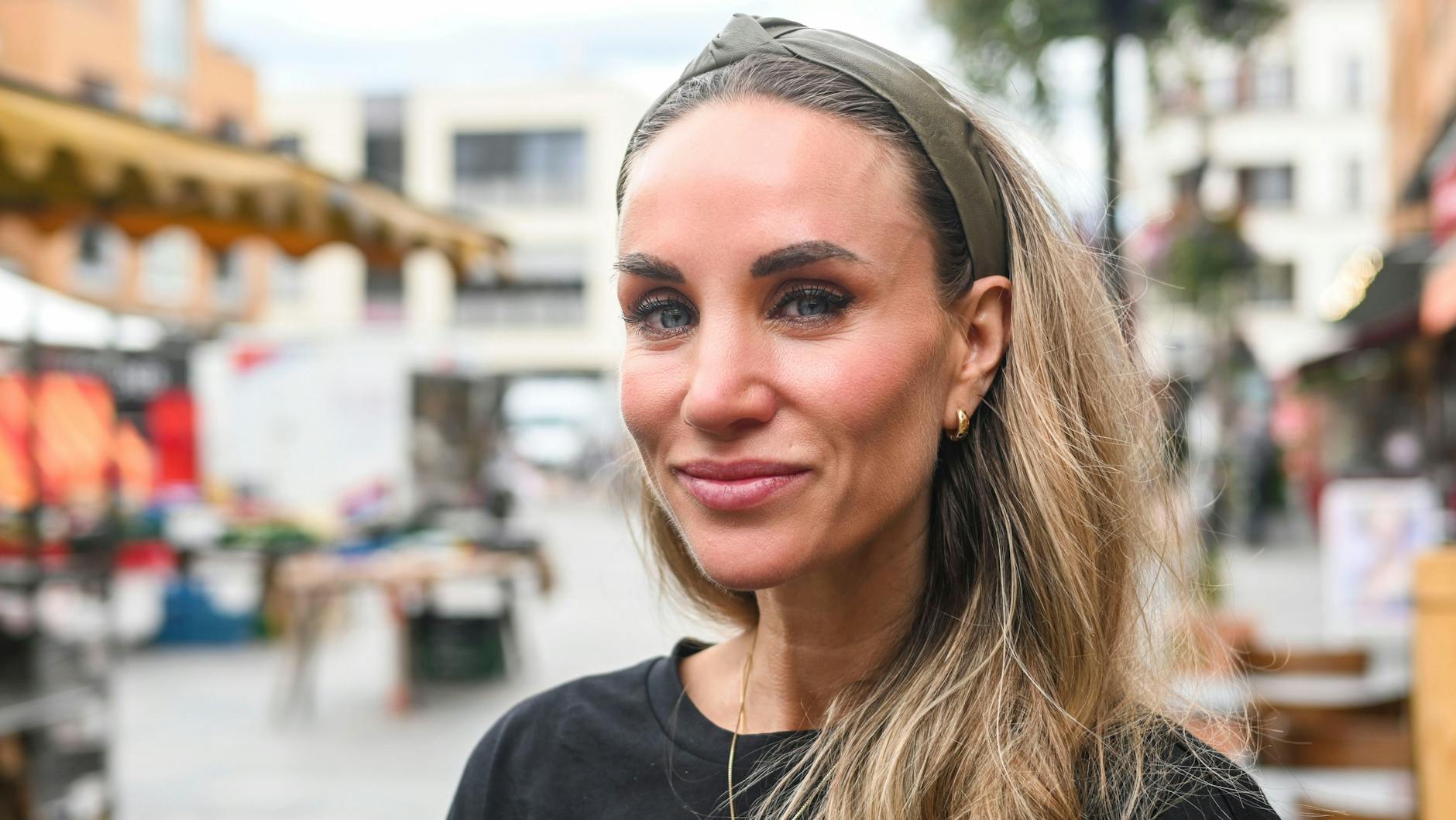 Kathrin Lüdtke (38) ist Mutter von drei Kindern und wohnt in Kleinmachnow. Sie hat keine Angst vor dem Raubtier.