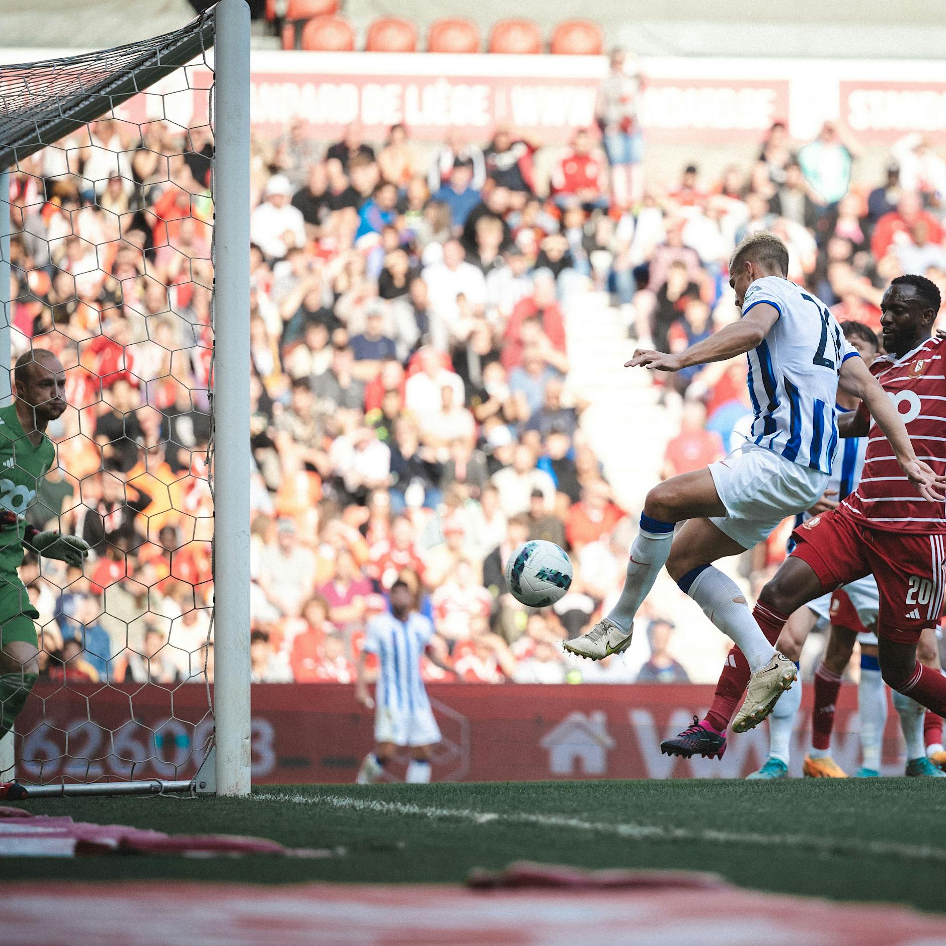 Herthas Härte-Test in Lüttich: Erst trifft Kempf, dann Foul-Orgie und Rudelbildung