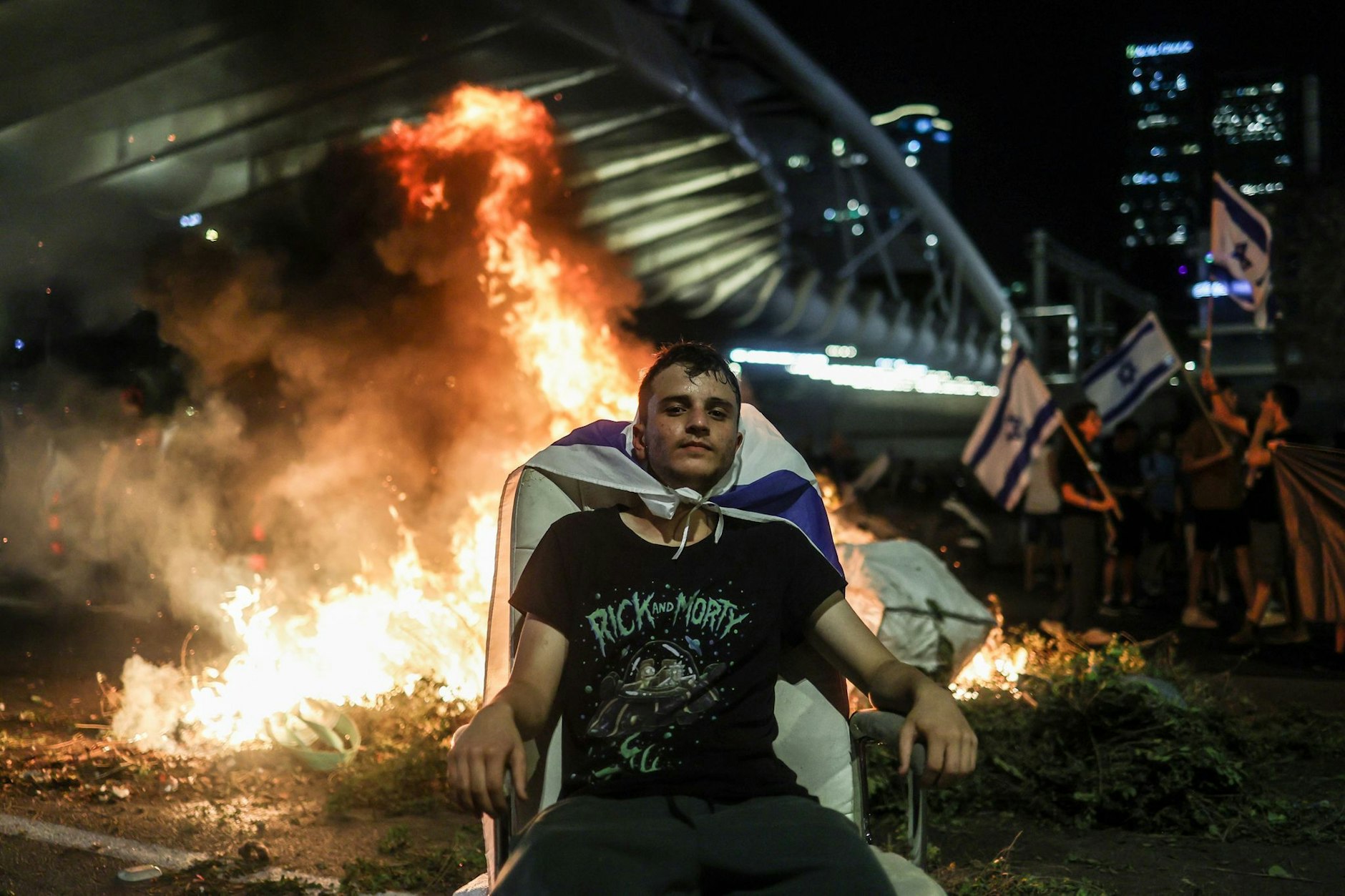 dpatopbilder - In Israel wird gegen die Regierung demonstriert.  